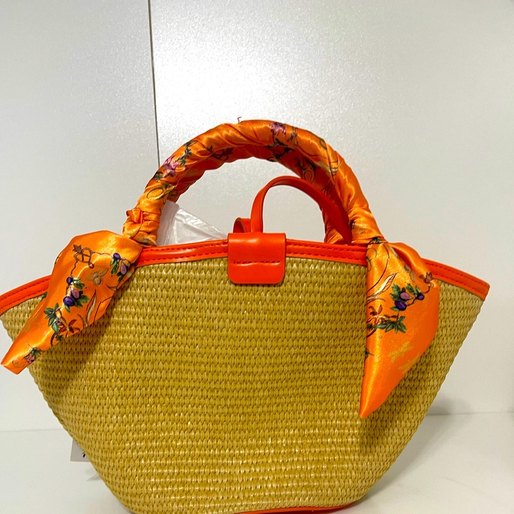 🌟🌟🌼NWT Gilda Paris NWT Tan and Orange Tote with Signature Monogram - Picture 3 of 10